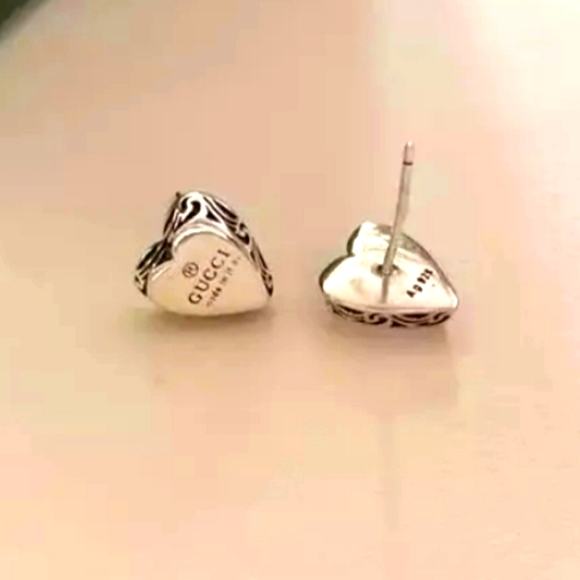 Gucci Silver Heart Earing Studs - Picture 4 of 8